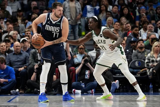 奥斯卡双响助云南玉昆主场3-1逆转