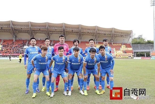詹姆斯：我场均10分能打很久 也许能打到65岁左右
